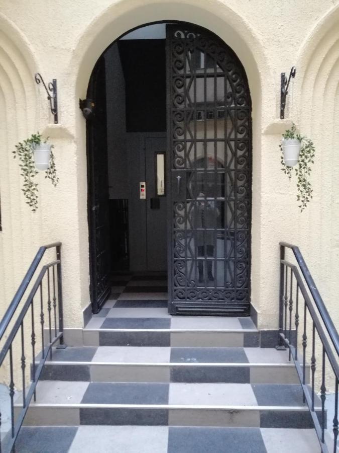 Studio Apartman Kocka Belgrad Zewnętrze zdjęcie