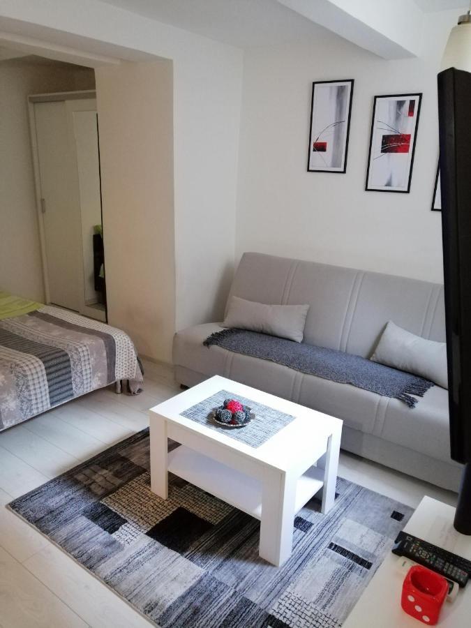 Studio Apartman Kocka Belgrad Zewnętrze zdjęcie